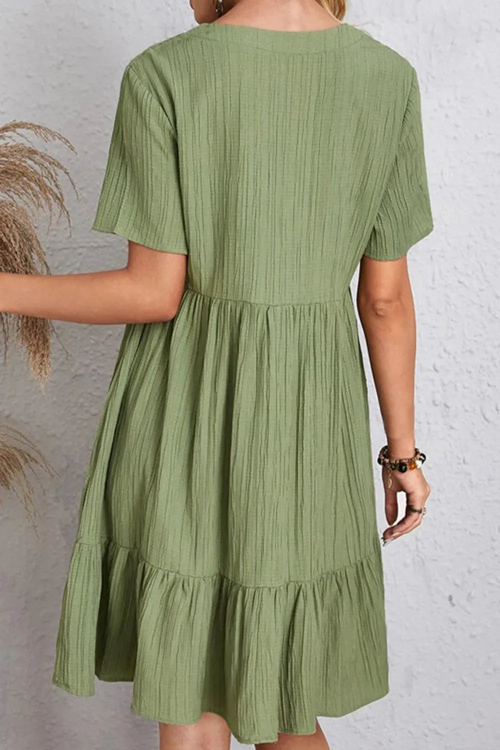 Full Size Ruched V-Neck Short Sleeve Dress Casual Dresses - Tophatter Daily Deals