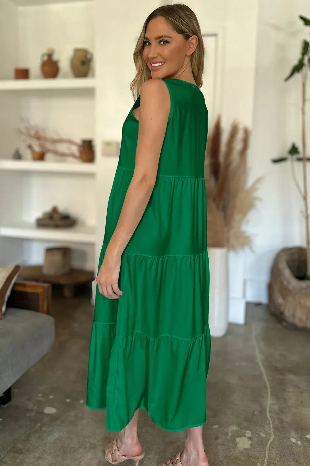 V-Neck Sleeveless Midi Tiered Dress Casual Dresses - Tophatter Daily Deals