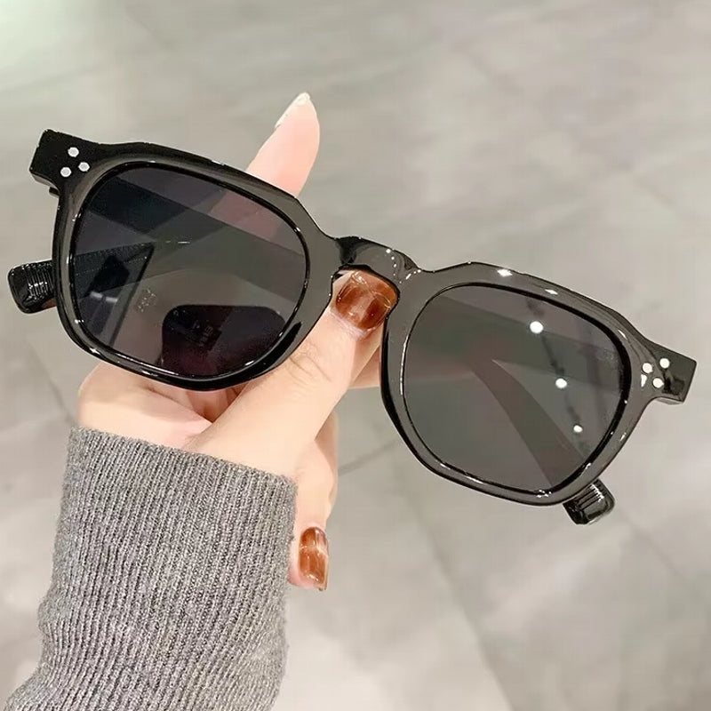 Fashion Vintage Rivet Oval Sunglasses Sunglasses - Tophatter Daily Deals