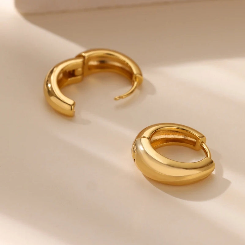 Retro style Chunky Gold Hoop Earrings for Women Earrings - Tophatter Daily Deals