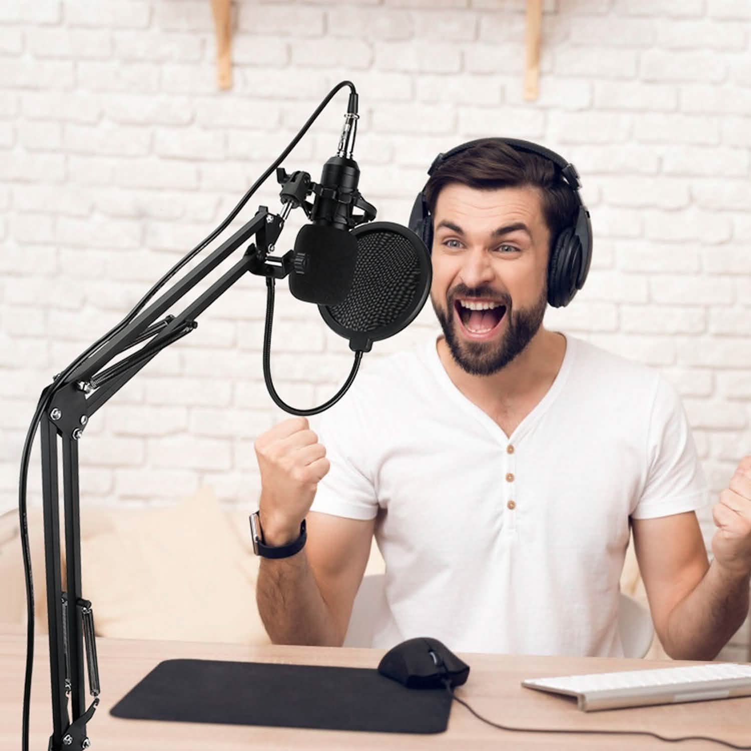 Condenser Microphone Bundle Shock Mount with Adjustable Boom Arm Sound Card Audio Accessories - Tophatter Daily Deals