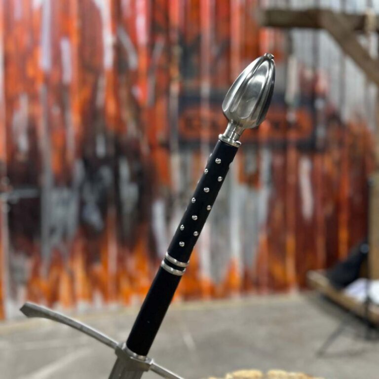 GREAT SWORD Sword - Tophatter Daily Deals