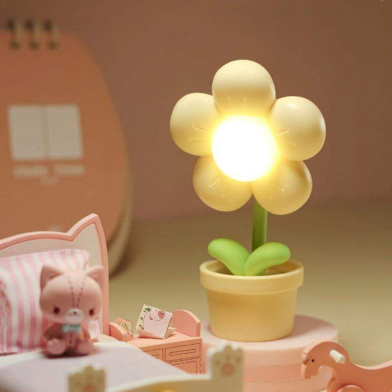 ThisCozy™ Cute Mini Flower Night Lamp Lamps - Tophatter Daily Deals