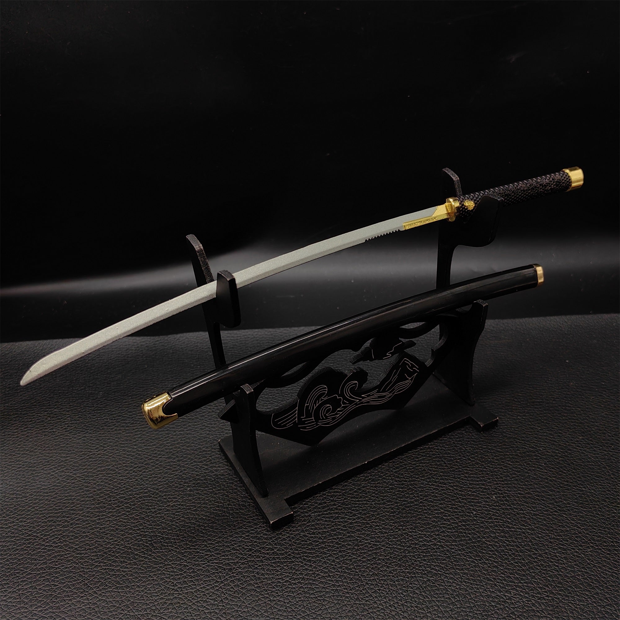 Cyberpunk Style Mini Katanas Jinchu Maru Black Unicorn Byakko Thermal Katana Errata Headhunter Knife 5 in 1 Pack Byakko & Stand - Tophatter Daily Deals
