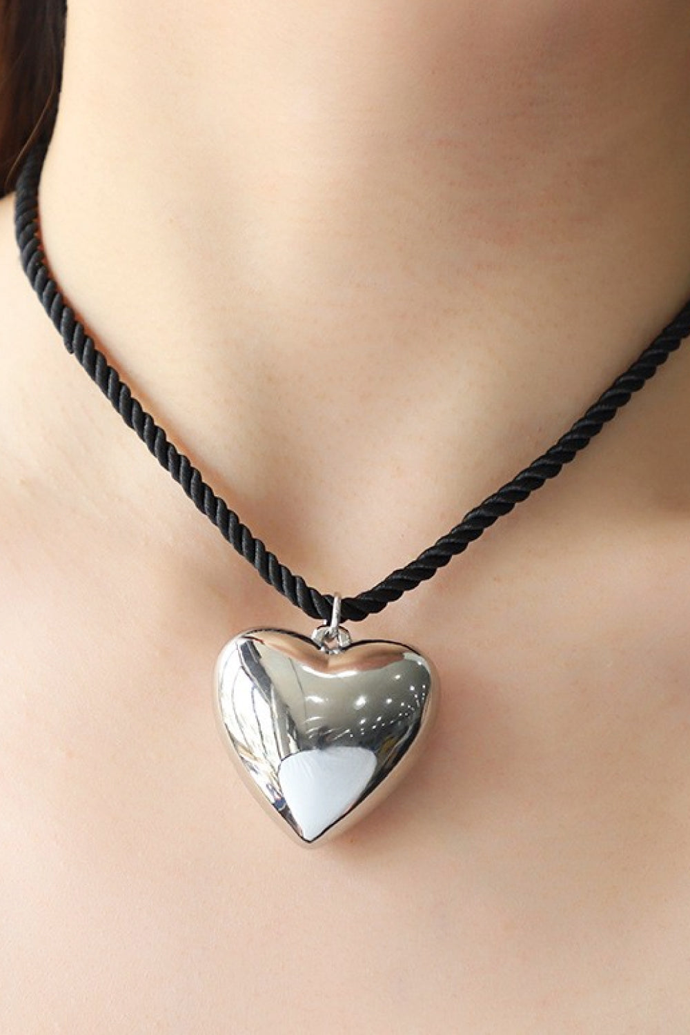 Heart Pendant Rope Necklace Black Silver One Size Necklaces - Tophatter Daily Deals