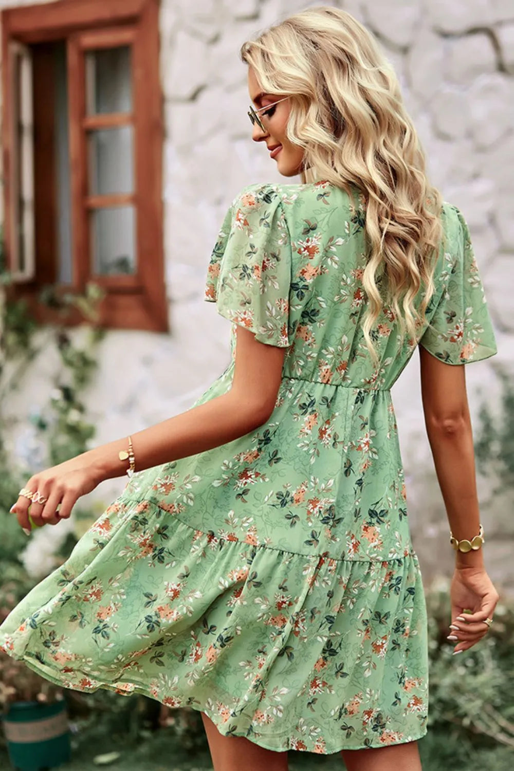 Floral Notched Flutter Sleeve Mini Dress Casual Dresses - Tophatter Daily Deals