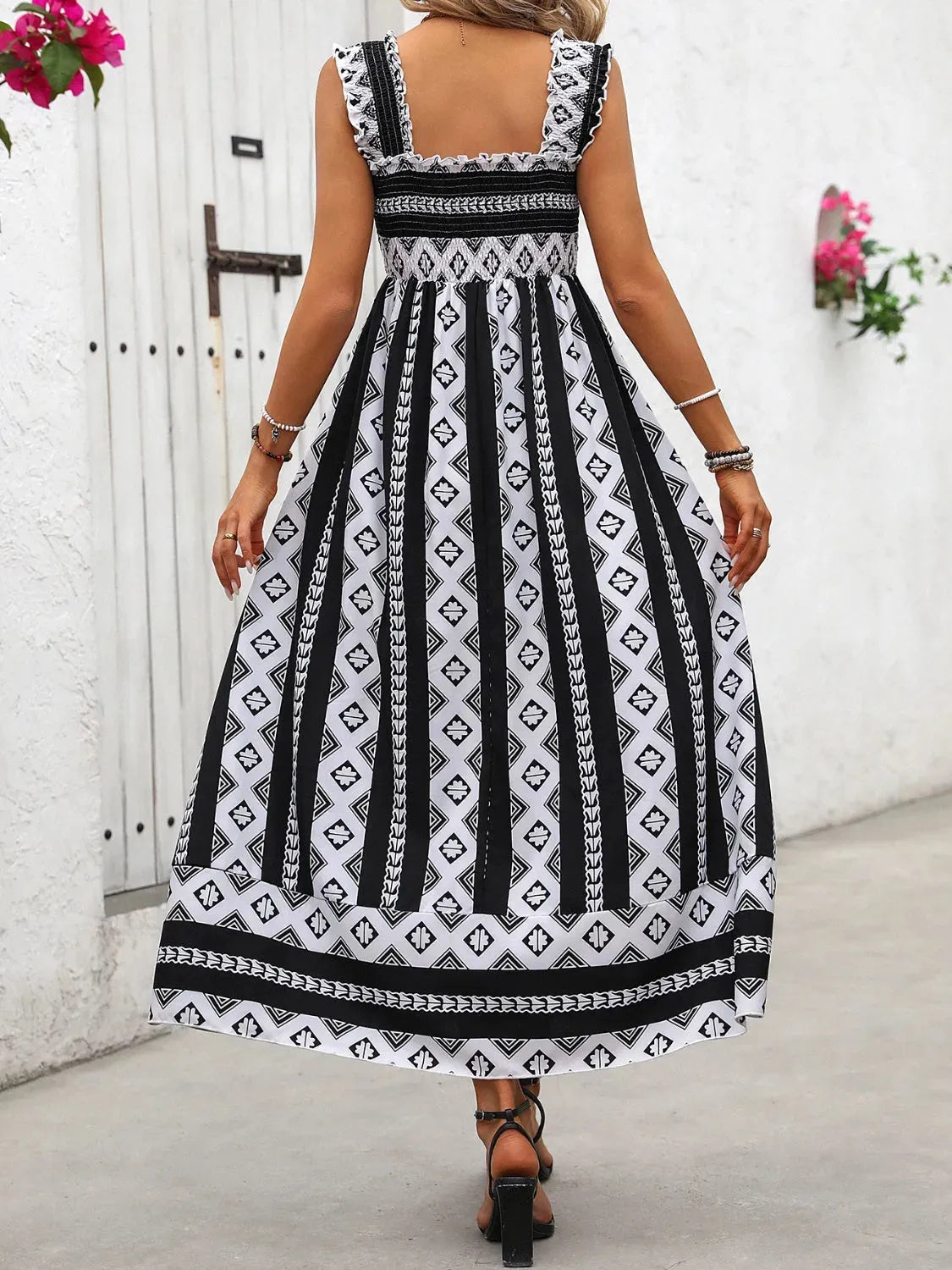 Printed Square Neck Wide Strap Cami Dress Casual Dresses - Tophatter Daily Deals