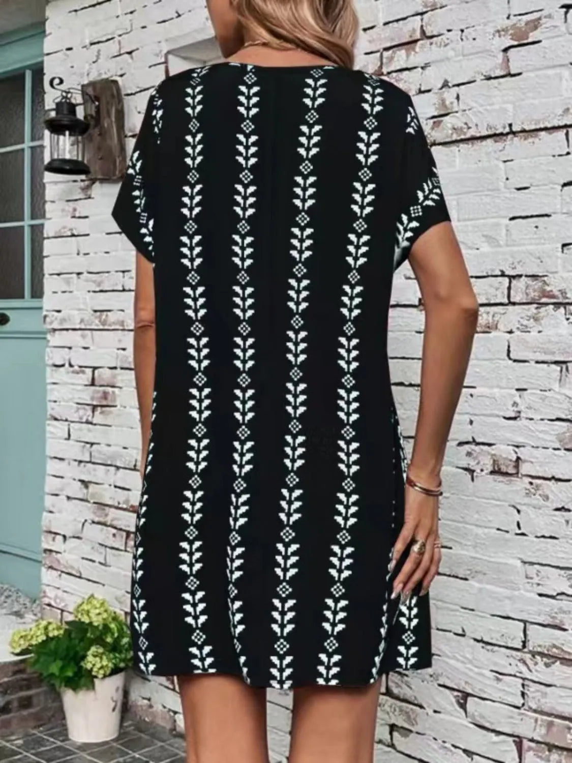 Printed Round Neck Short Sleeve Dress Casual Dresses - Tophatter Daily Deals