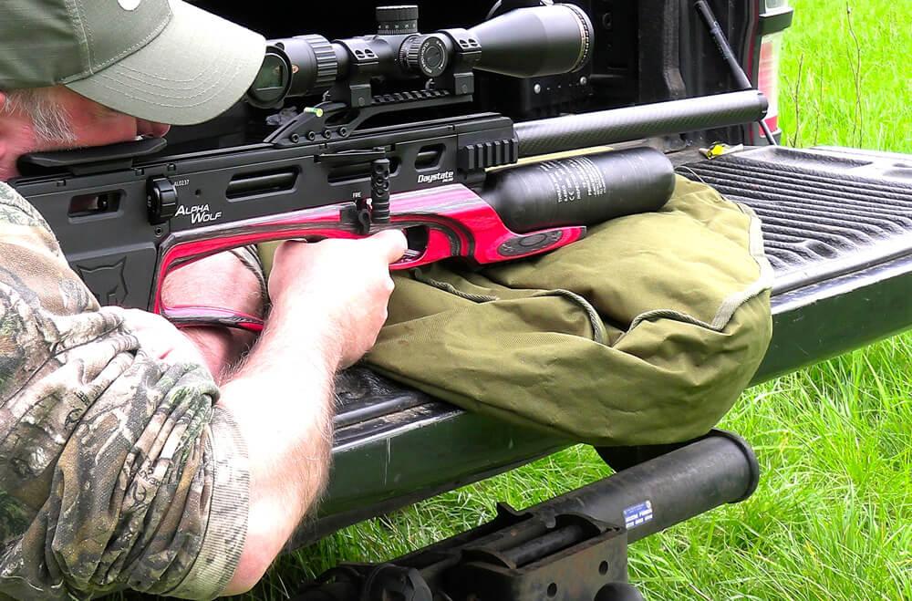 DAYSTATE ALPHA WOLF 60 J ELECTRONIC BULLPUP - .22 - Tophatter's Army Deals RIFLES - Tophatter Daily Deals