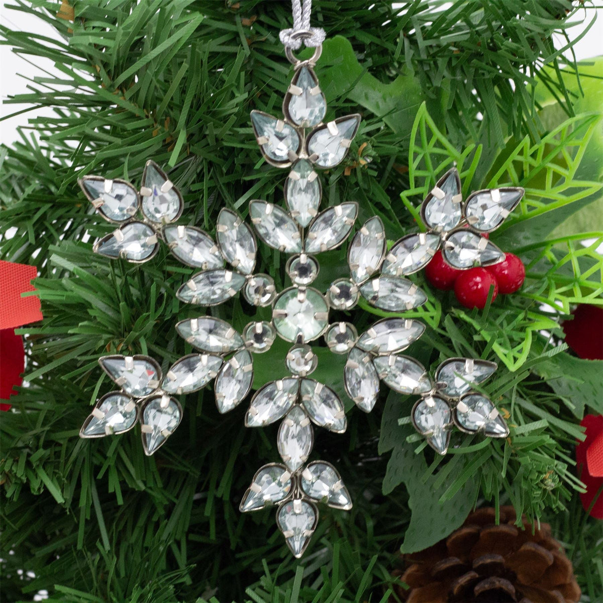 Silver Snowflake Christmas Tree Bauble | Snowflake Christmas Tree Ornament 10cm Baubles - Tophatter Daily Deals
