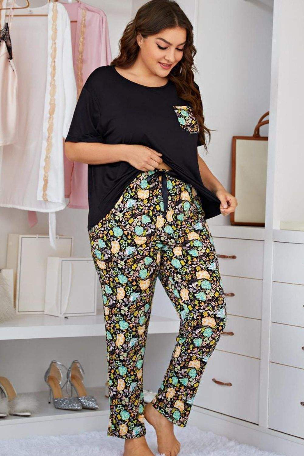 Plus Size Contrast Round Neck Tee and Floral Pants Lounge Set Loungewear Sets - Tophatter Daily Deals