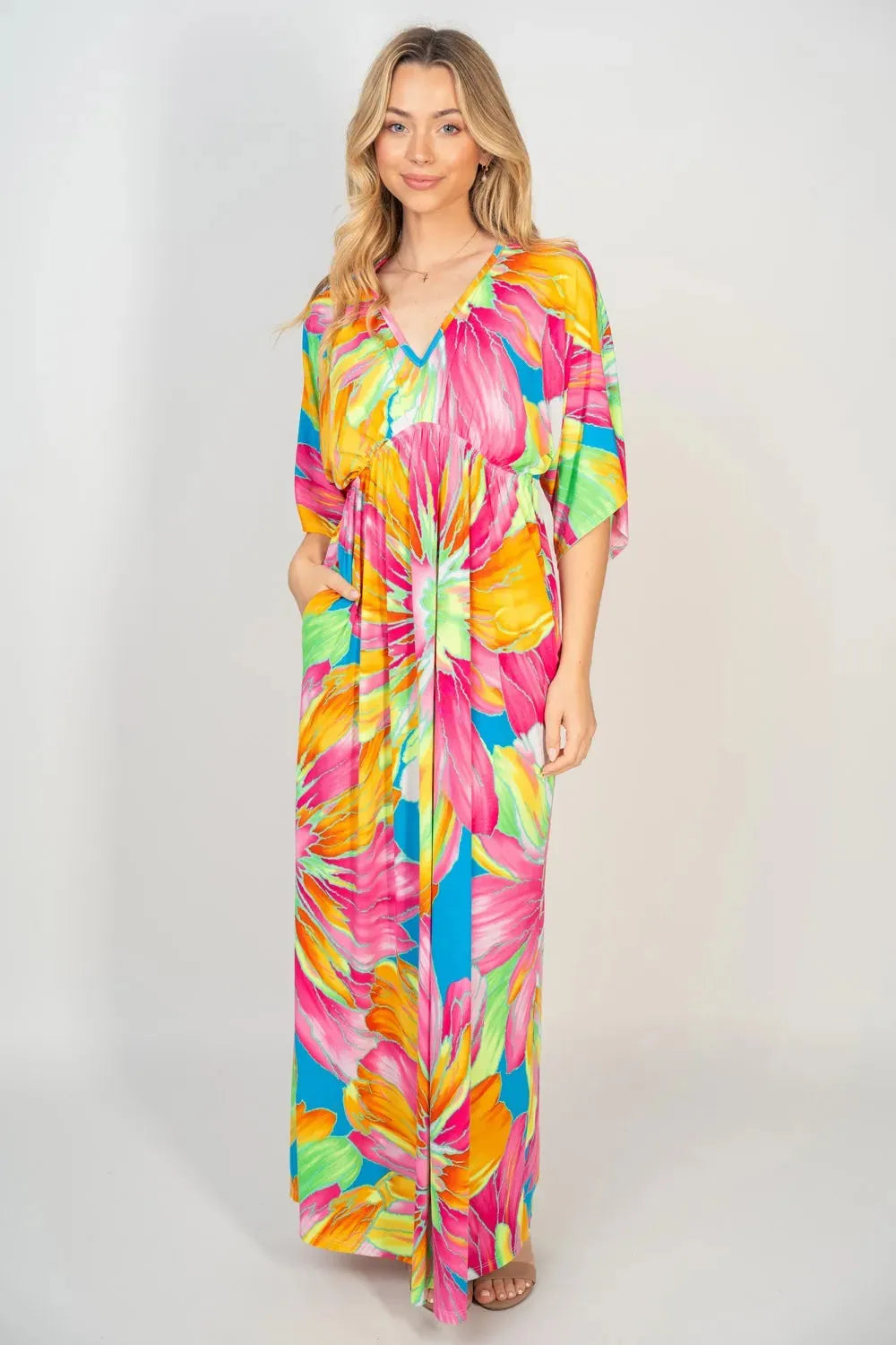 White Birch Printed V-Neck Maxi Dress with Pockets Casual Dresses - Tophatter Daily Deals