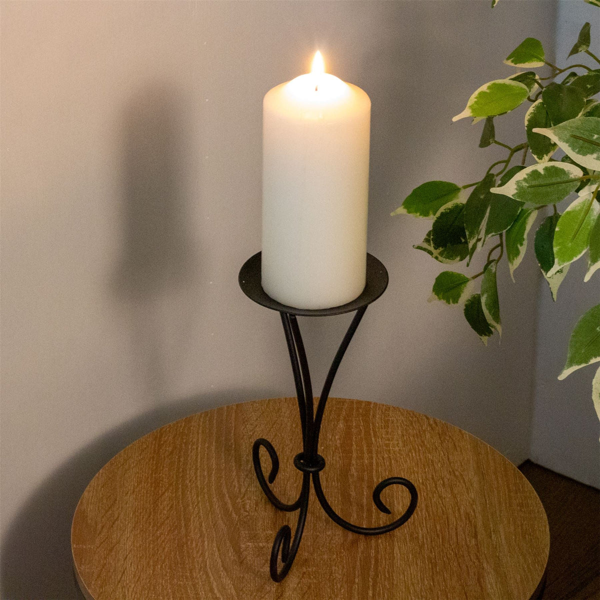 Tall Black Metal Scroll Candle Holder | Pillar Candle Holder Candlestick - 21cm Candlestick - Tophatter Daily Deals