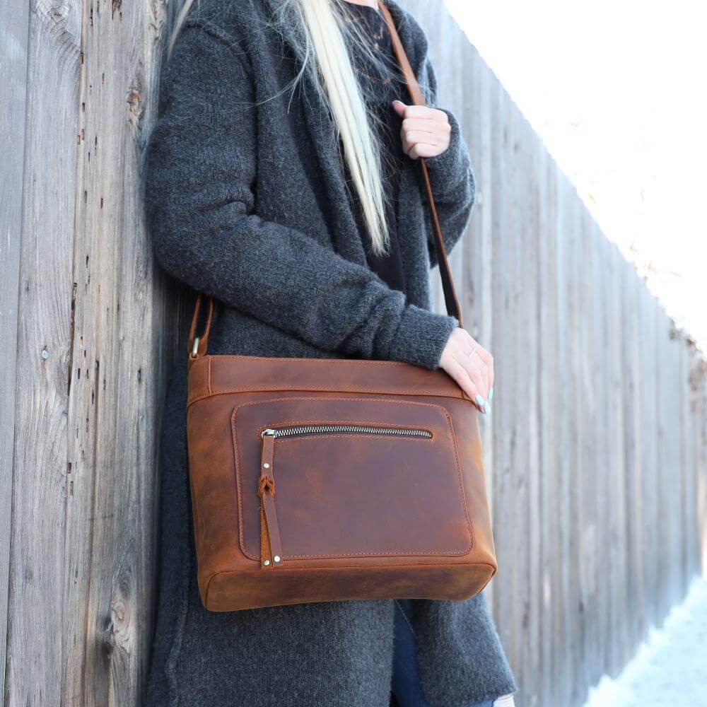 Concealed Carry Delaney Leather Crossbody Lockable CCW Bag Handgun Purses - Tophatter Daily Deals