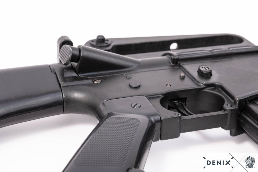 M16A1 - USA Assault Rifle 1967 with Sling Rifle Replica - Tophatter Daily Deals
