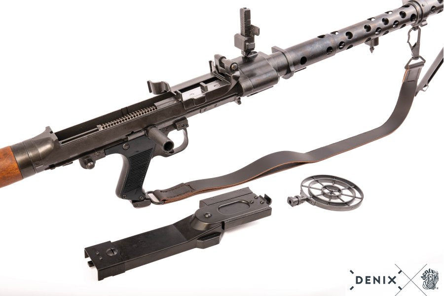 CALL OF DUTY - German WWII MG34 Machine Gun 1934 with Gunsight and Sling Gun Replica - Tophatter Daily Deals