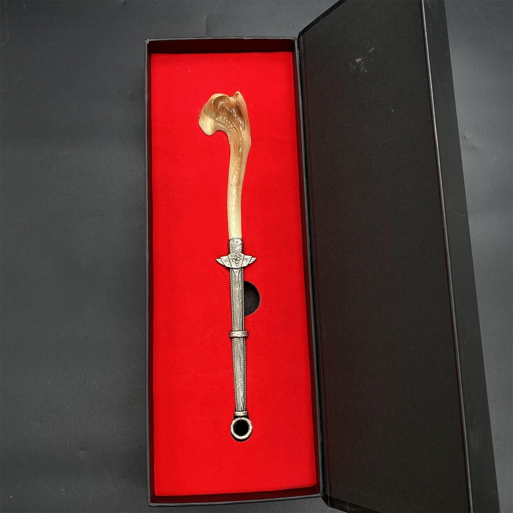 1/6 Scale Skyrim Dragon Bone Weapon Metal Miniatures Dragon Bone War Hammer - Tophatter Daily Deals