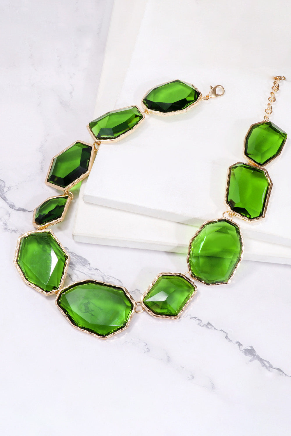 Geometrical Shape Zinc Alloy Frame Resin Necklace Mid Green One Size Necklaces - Tophatter Daily Deals