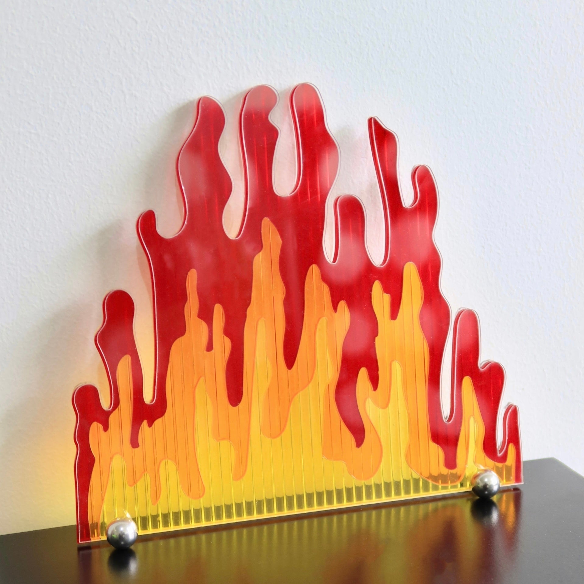 Acrylic Flame Table Ornament Small 0 - Tophatter Daily Deals