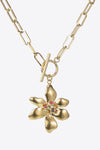 Flower Pendant Stainless Steel Necklace Necklaces - Tophatter Daily Deals