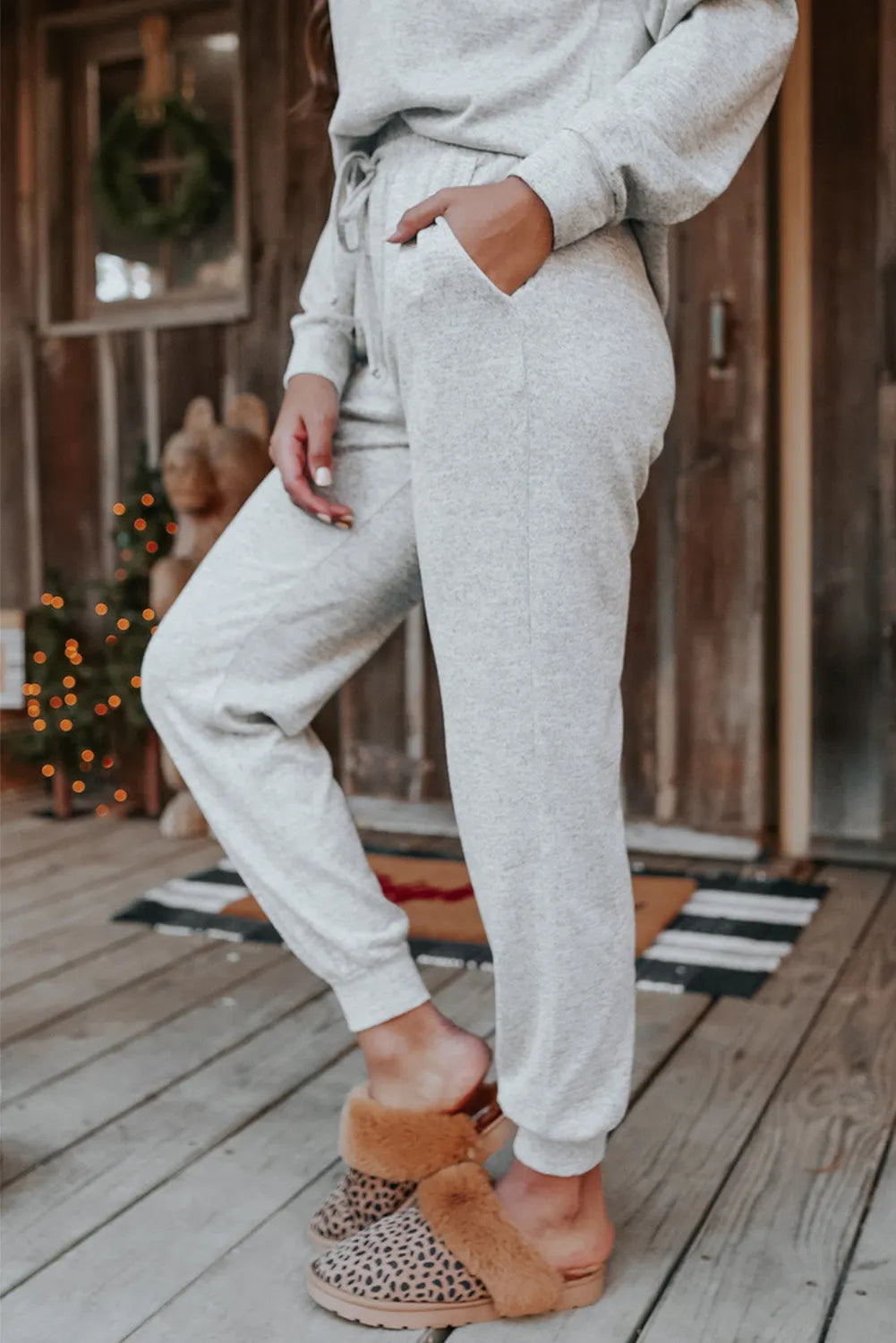 Gray Long Sleeve Pullover and Jogger Pants Lounge Set Loungewear & Sleepwear/Loungewear - Tophatter Daily Deals
