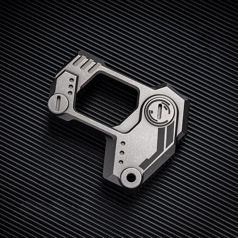 C70 Wasteland Titanium Alloy EDC Knuckles -Cakra EDC Gadgets Brass Knuckles - Tophatter Daily Deals