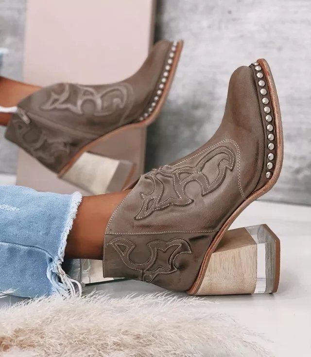 21 Years Autumn And Winter Boots European And American A Khaki 0 - Tophatter Daily Deals