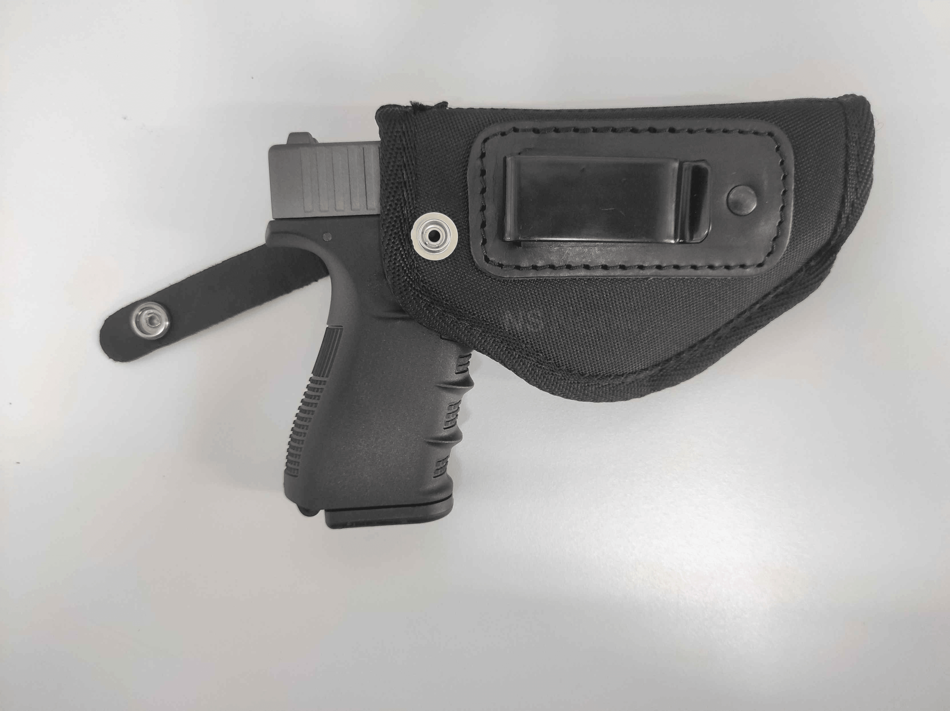 EL PASO CORDURA CLIP-ON W/ STRAP (IWB) - MED RAIL - Tophatter's Army Deals HOLSTERS & BAGS - Tophatter Daily Deals