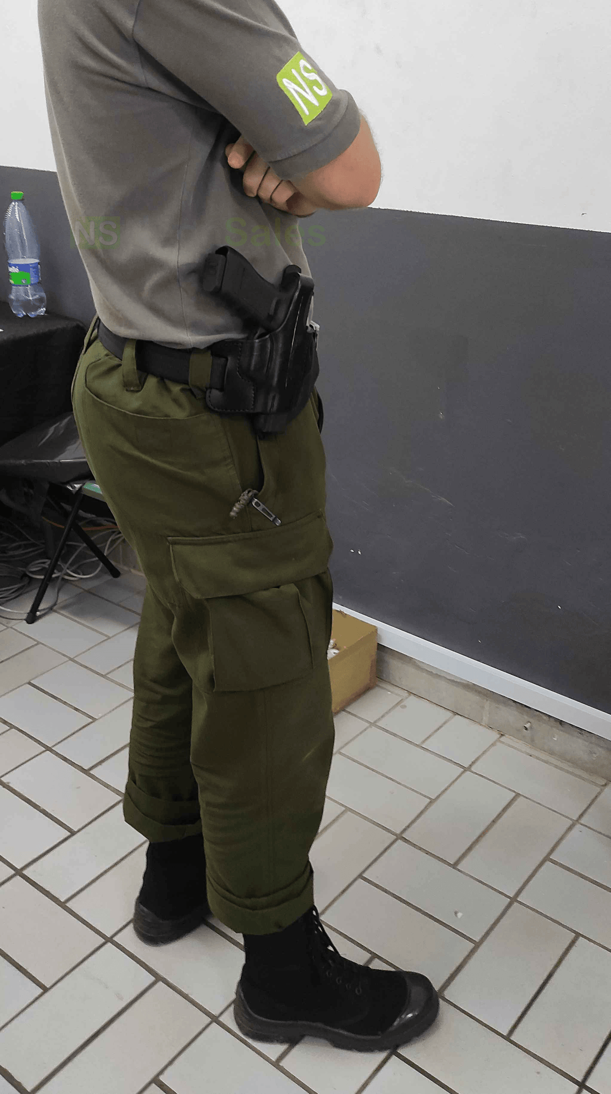 EL PASO HARD LEATHER BIKINI HOLSTER, GLOCK 17/19 - Tophatter's Army Deals HOLSTERS & BAGS - Tophatter Daily Deals