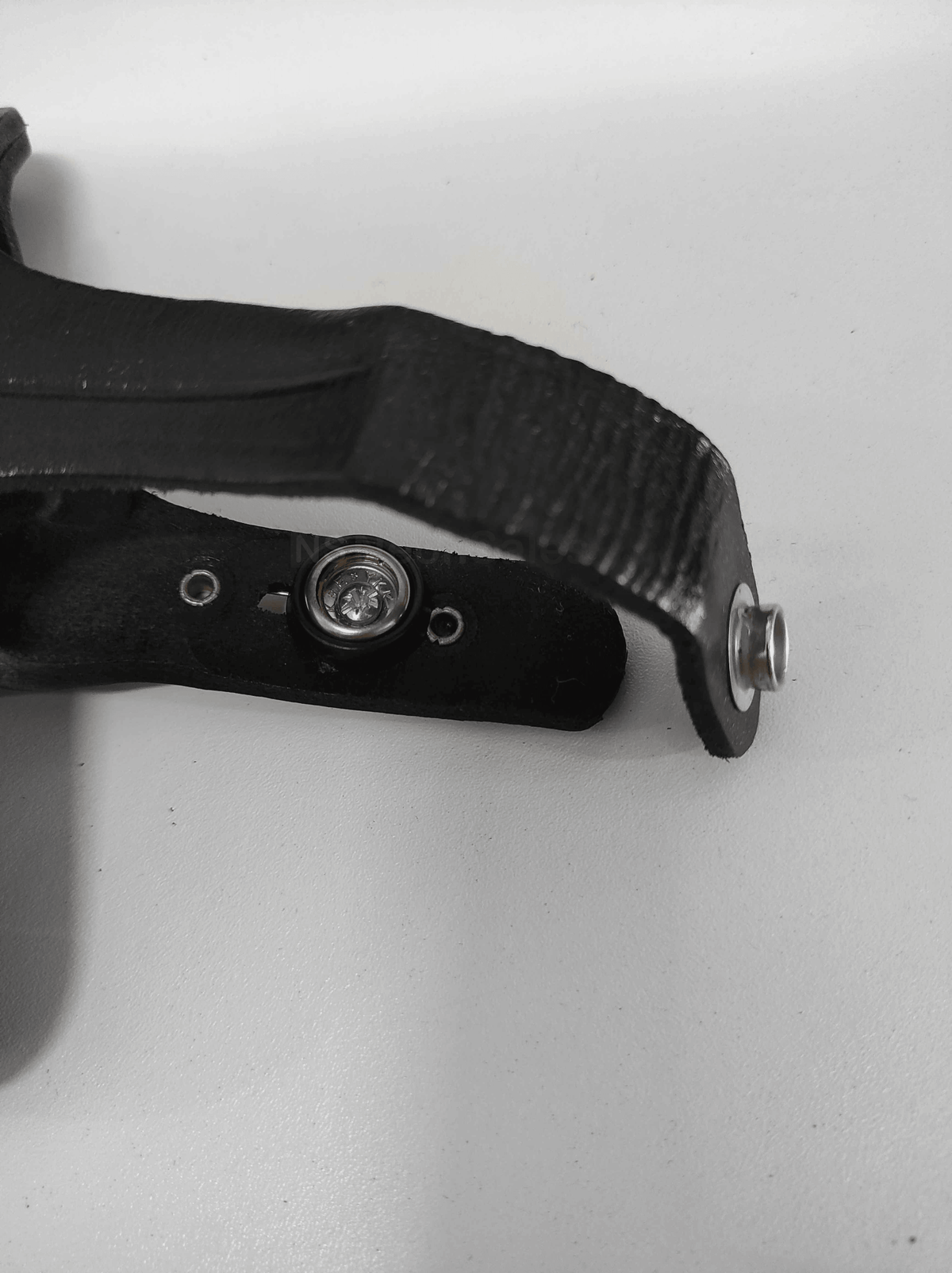 EL PASO HARD LEATHER BIKINI HOLSTER, GLOCK 17/19 - Tophatter's Army Deals HOLSTERS & BAGS - Tophatter Daily Deals