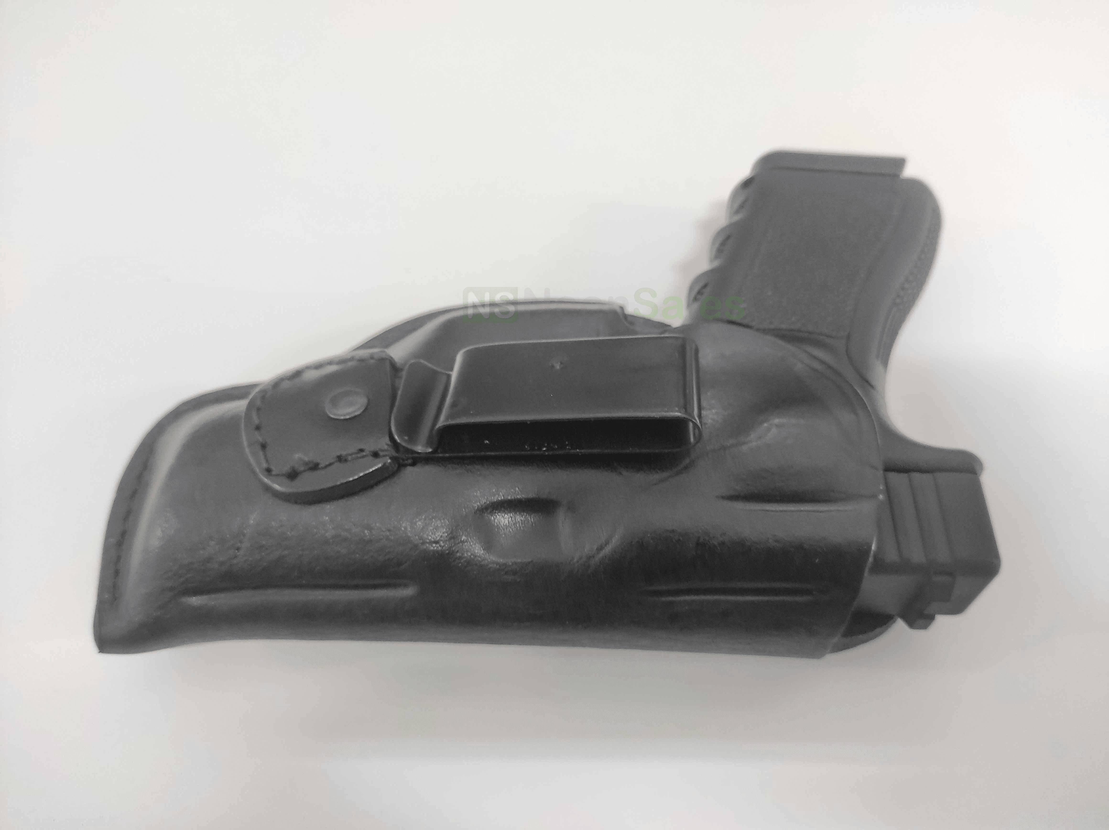 EL PASO HIDE-AWAY HARD LEATHER (IWB) - MEDIUM RAIL - Tophatter's Army Deals HOLSTERS & BAGS - Tophatter Daily Deals