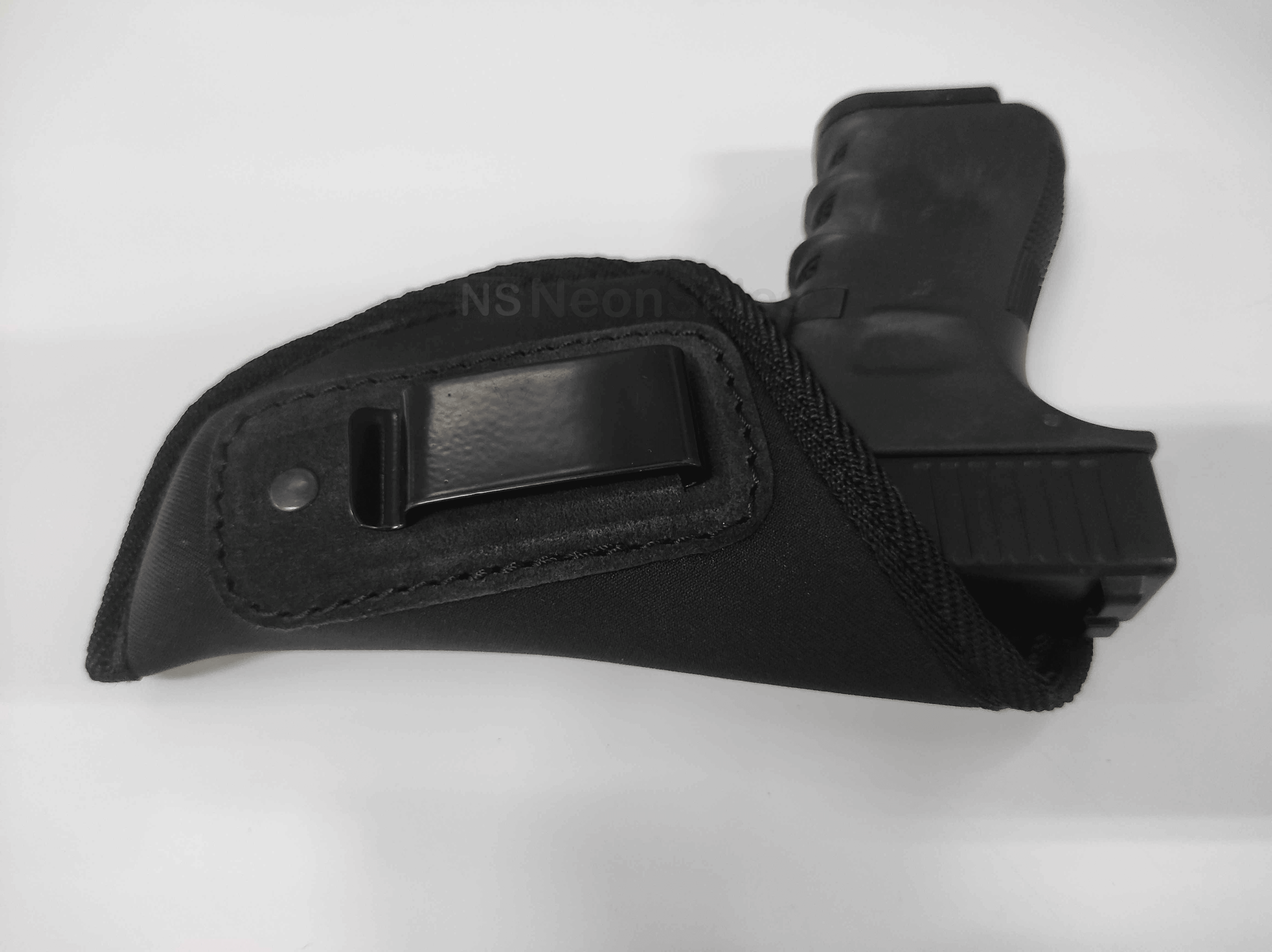 EL PASO NEOPRENE CLIP-ON (IWB) - MEDIUM RAIL - Tophatter's Army Deals HOLSTERS & BAGS - Tophatter Daily Deals