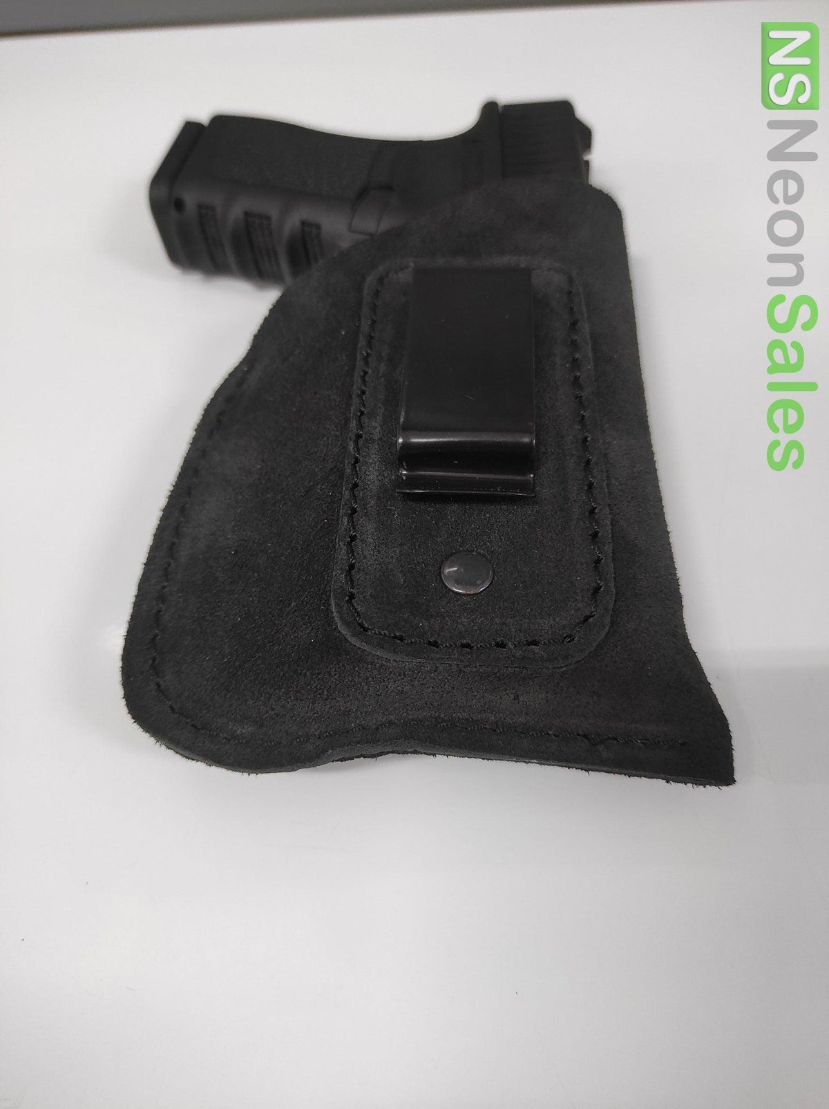 EL PASO SUEDE LIGHT-BEARING CLIP-ON (IWB) - MEDIUM - Tophatter's Army Deals HOLSTERS & BAGS - Tophatter Daily Deals