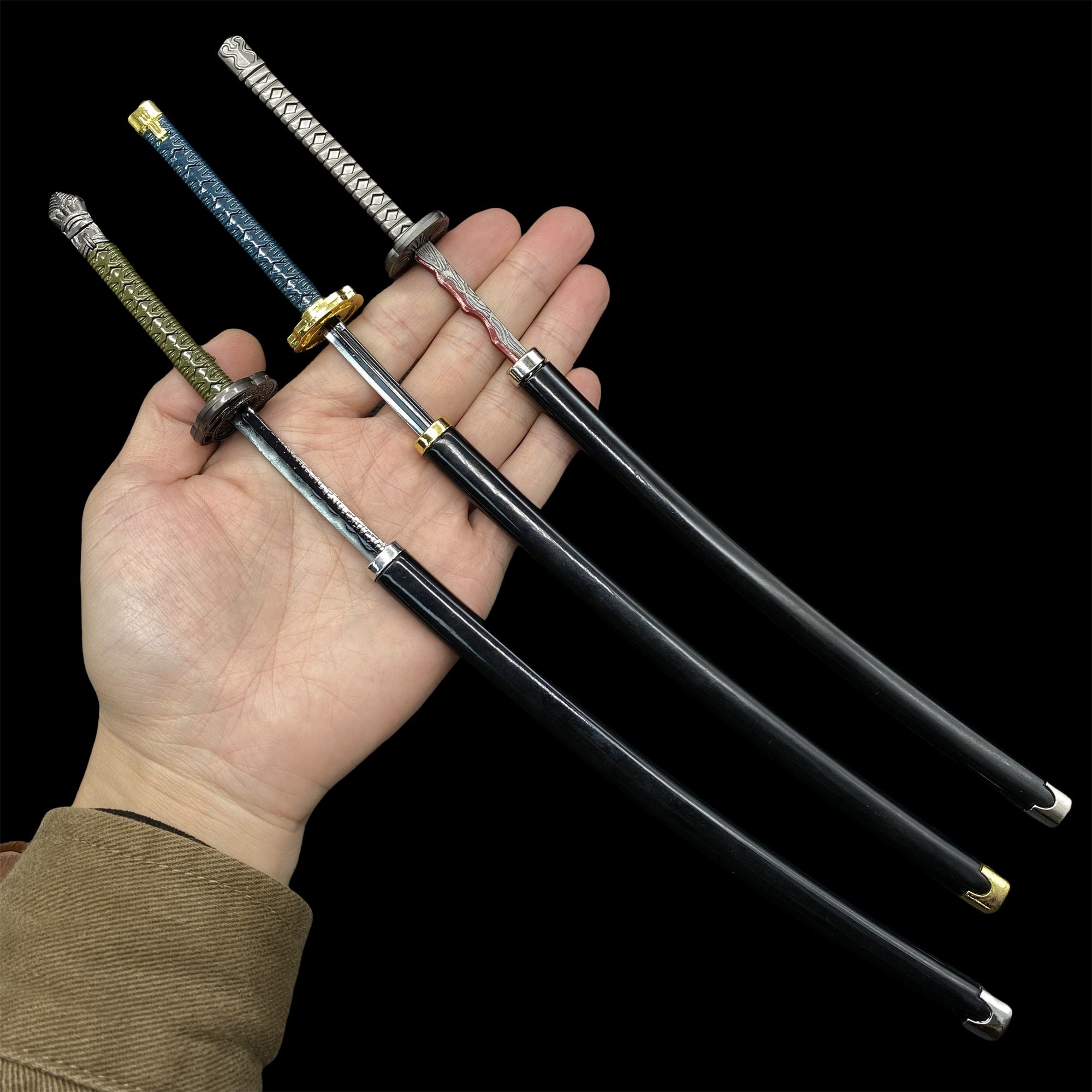 Metal ER Swords Metal Weapons Mini Replica 32 Options - Tophatter Daily Deals