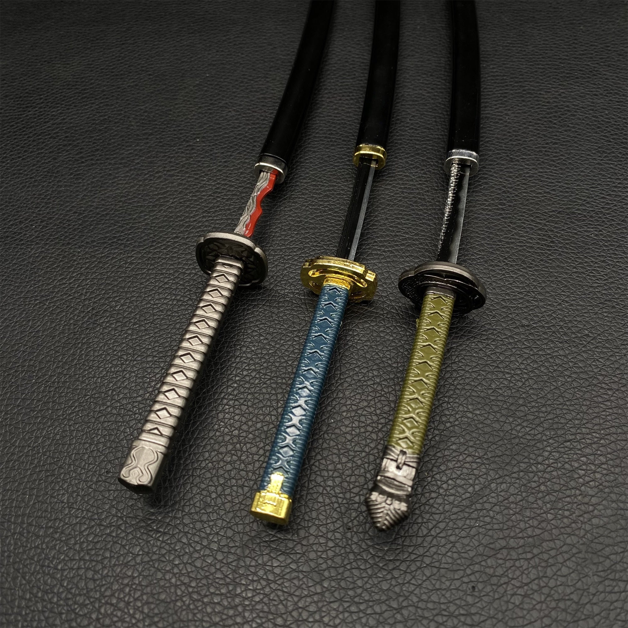 Metal ER Swords Metal Weapons Mini Replica 32 Options - Tophatter Daily Deals