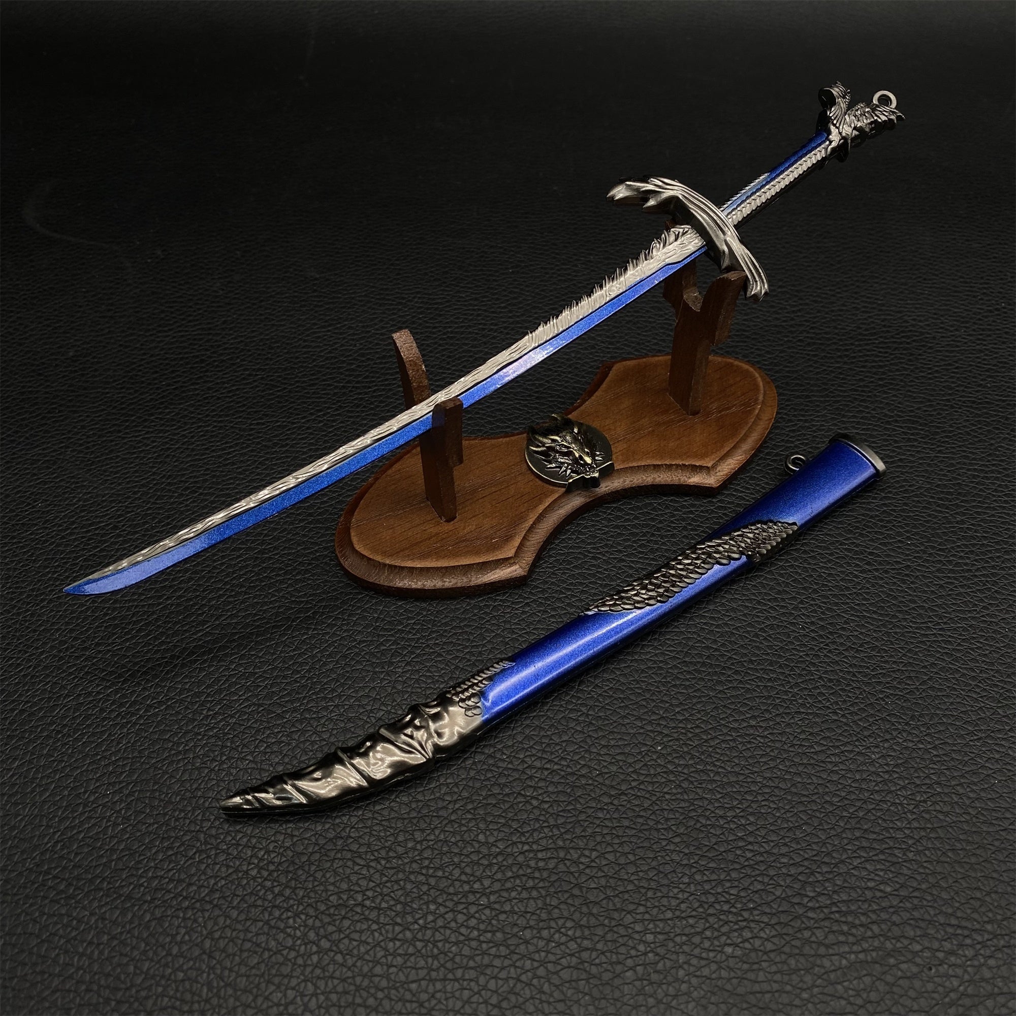 Metal ER Swords Metal Weapons Mini Replica 32 Options Dragonscale Blade & Oak Wood Stand - Tophatter Daily Deals