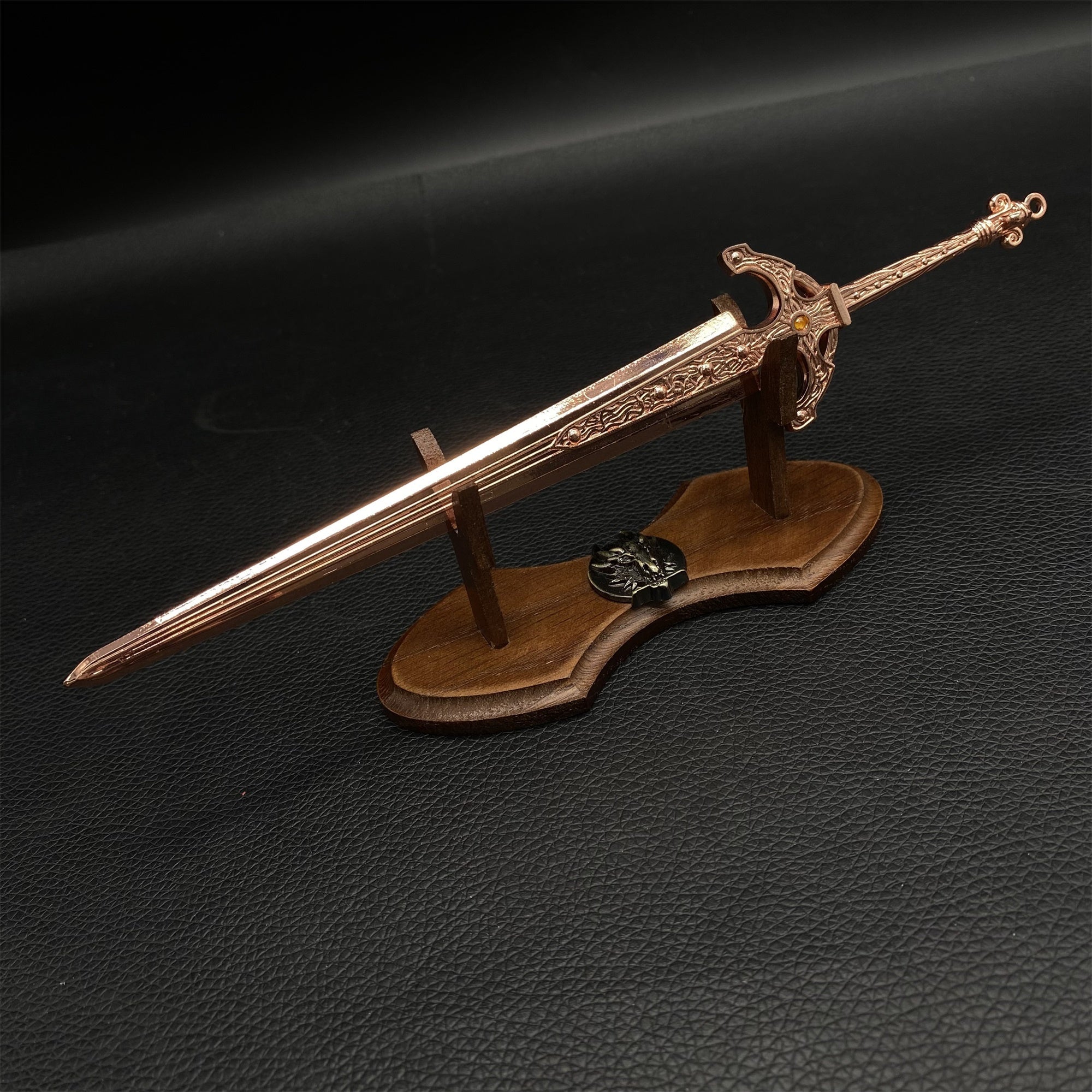 Metal ER Swords Metal Weapons Mini Replica 32 Options Ordovis's Greatsword & Oak Wood Stand - Tophatter Daily Deals