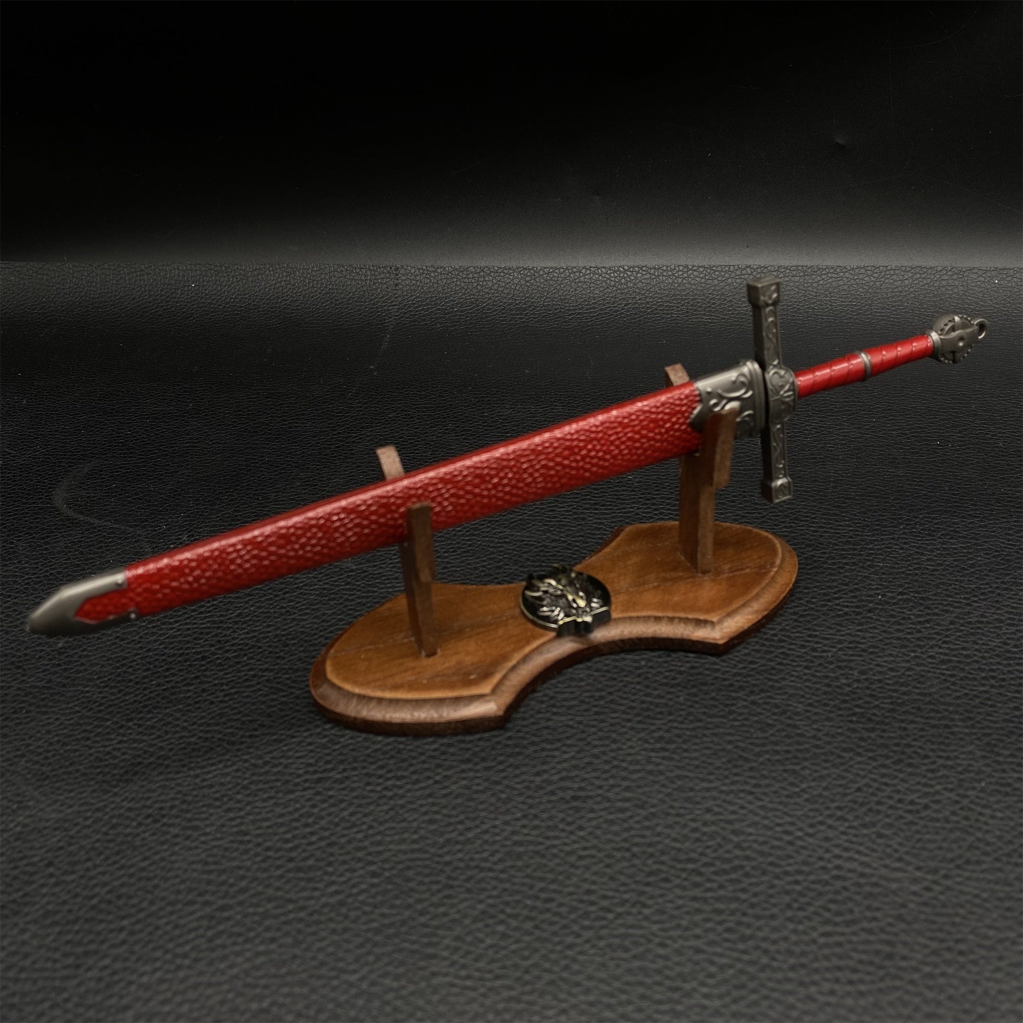 Metal ER Swords Metal Weapons Mini Replica 32 Options - Tophatter Daily Deals