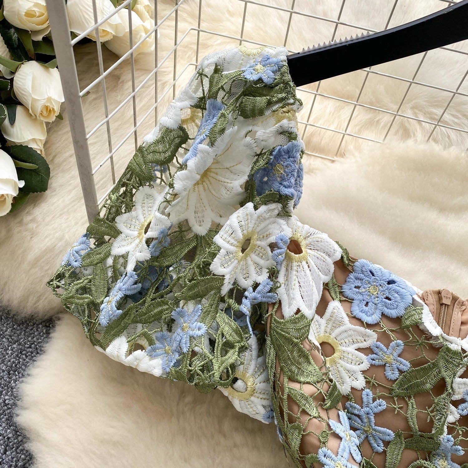 Elegant Flower Embroidery Lace Hollow Out Prom Dresses Mini Dresses - Tophatter Daily Deals