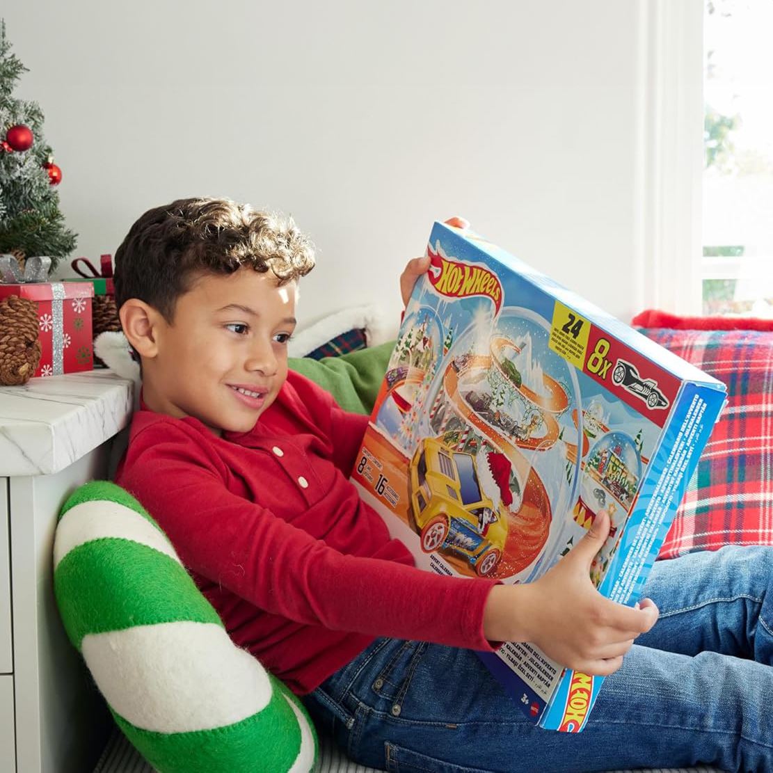 Hot Wheels Christmas Advent Calendar | 8 Hot Wheels Cars & 16 Accessories Advent Calendar - Tophatter Daily Deals