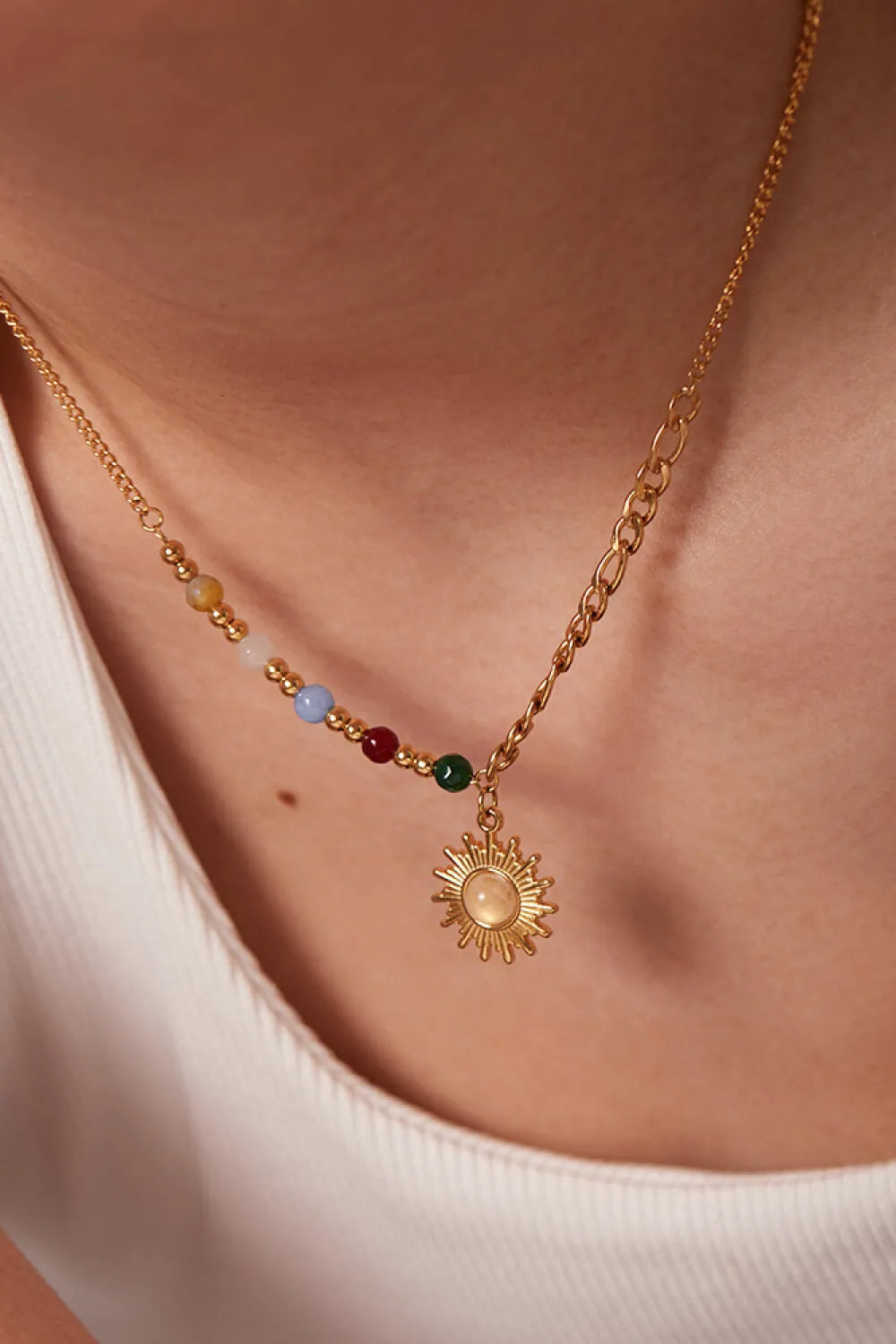 Opal Sun Shape Pendant Necklace Necklaces - Tophatter Daily Deals