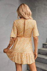 Ditsy Floral V-Neck Half Sleeve Mini Dress Casual Dresses - Tophatter Daily Deals