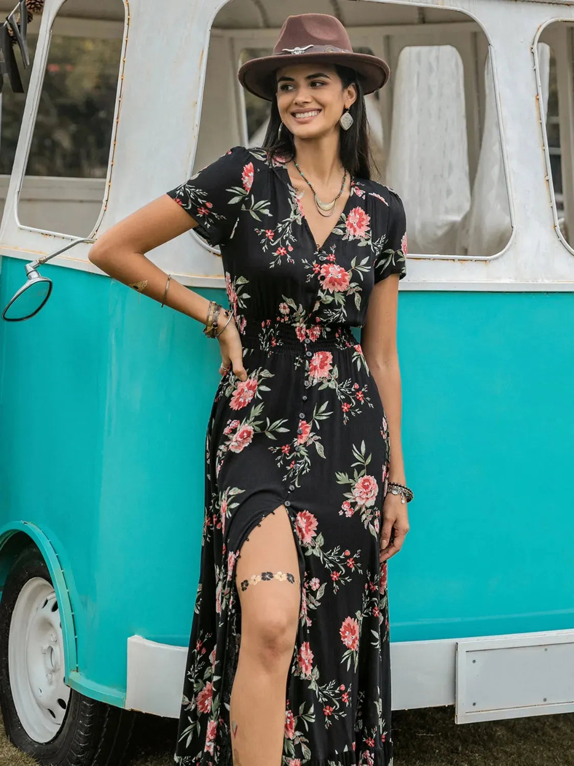 Split Printed V-Neck Short Sleeve Dress Casual Dresses - Tophatter Daily Deals