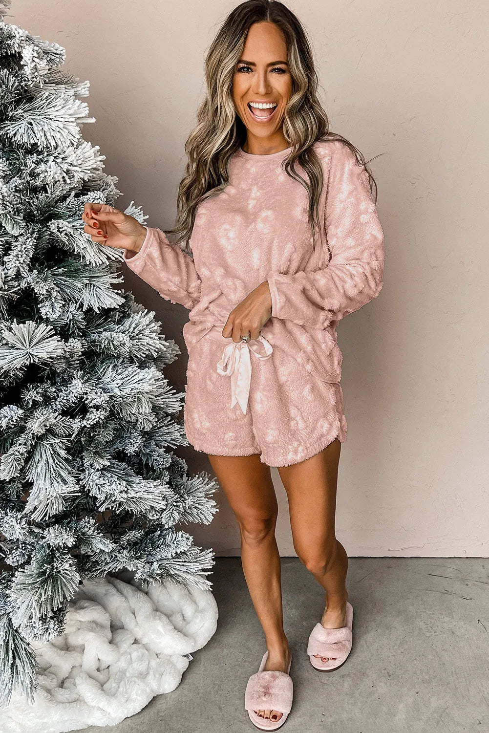 Light Pink Textured Leopard Fleece Loose Two Piece Lounge Set Loungewear & Sleepwear/Loungewear - Tophatter Daily Deals