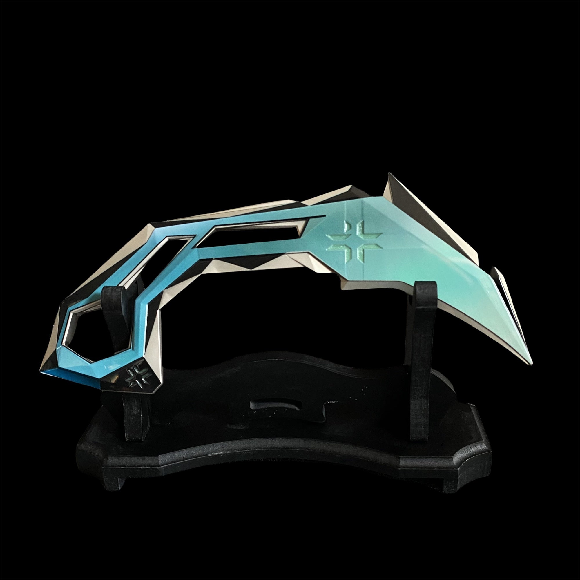 IRL VCT Karambit Blunt Blade Metal Replica Green & Stand - Tophatter Daily Deals