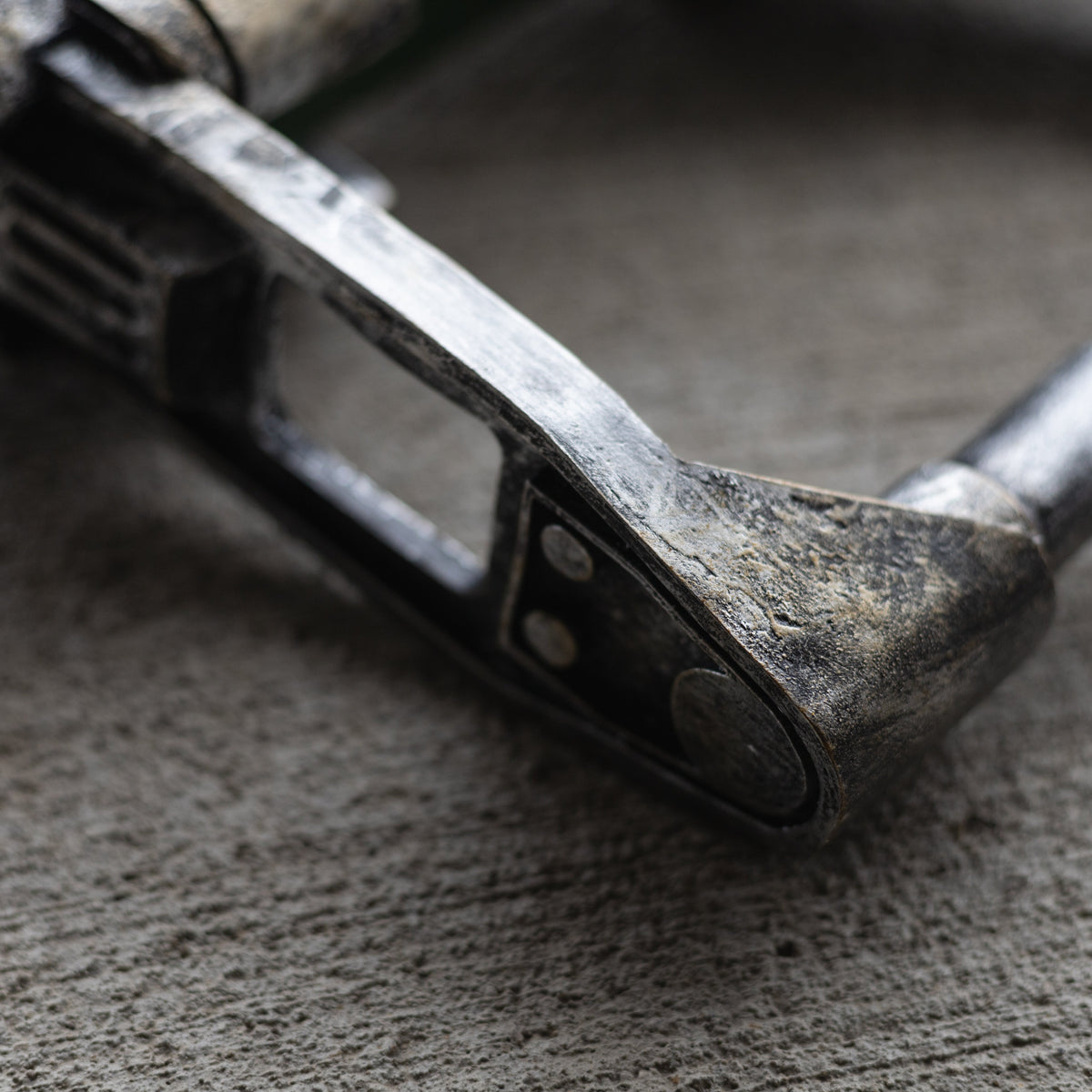 Laser Pistol Replica (Resin) Video Game Sword - Tophatter Daily Deals