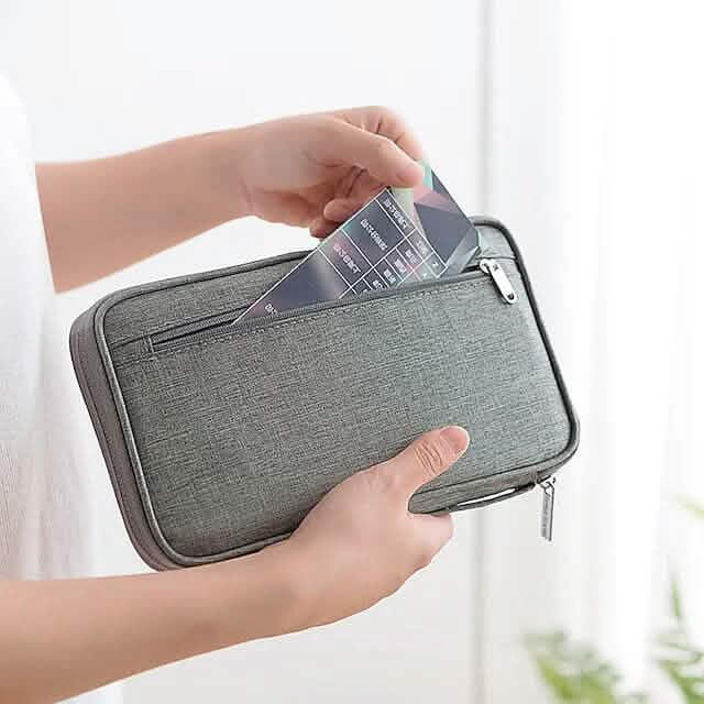 Family Travel Document Organizer Capacious Passport Holder Wallet Handbags & Wallets - Tophatter Daily Deals