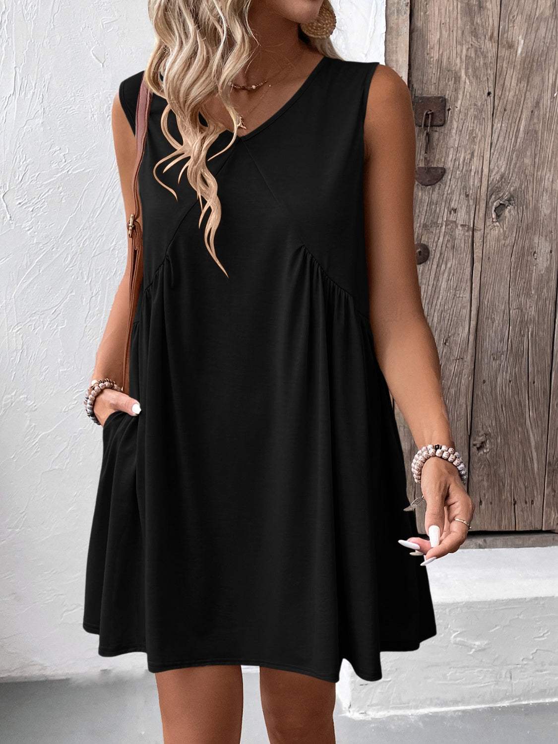 Ruched V-Neck Sleeveless Mini Dress Casual Dresses - Tophatter Daily Deals