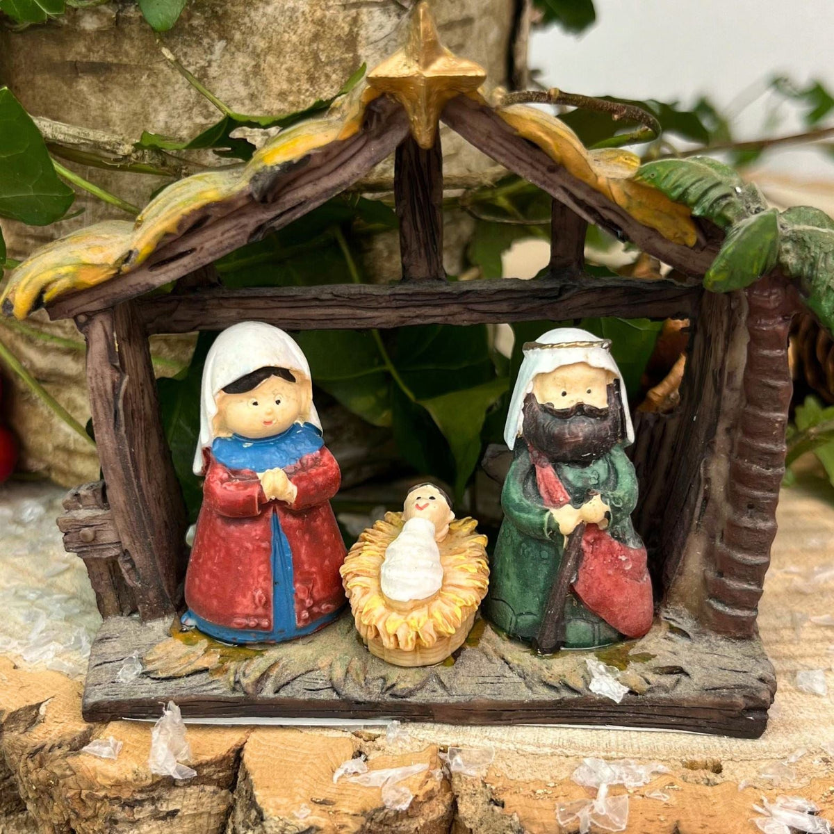 Christmas Mini Nativity Scene | Traditional Nativity Set Jesus, Mary & Joseph Nativity Set - Tophatter Daily Deals