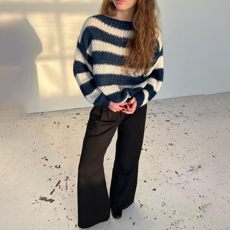 Oversized Cozy Women’s Pullover Sweater - Striped Knit 3D Changing Face Moving Picture Frame - Tophatter Daily Deals